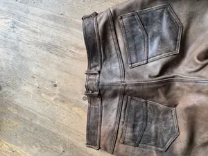 Lederhosen in braun