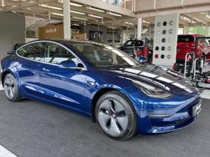 Tesla Model 3 2018 Bild 2