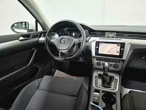 VW Passat Bild 6