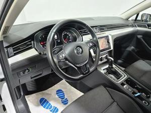 VW Passat Bild 9