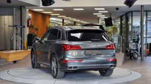 Audi SQ5 Bild 12