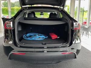Tesla Model Y 2023 Bild 9