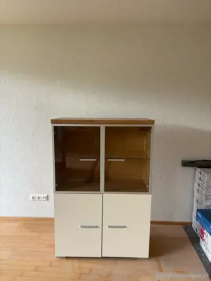 Wonhzimmer Schrank