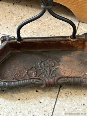 Alter Jugendstil Schirmständer Gusseisen Bild 3