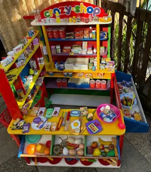 Großer Kinder Kaufladen mit viel Zubehör Bild 7
