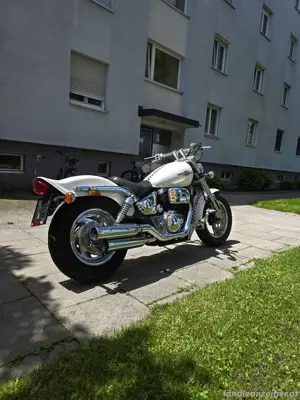 Suzuki Marauder  Bild 2