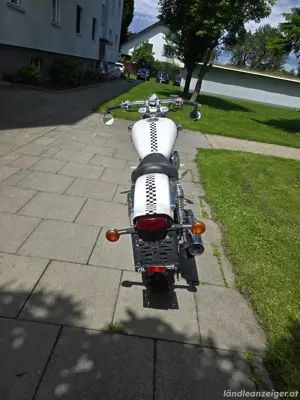 Suzuki Marauder  Bild 3