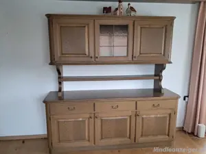 Anrichte aus Holz