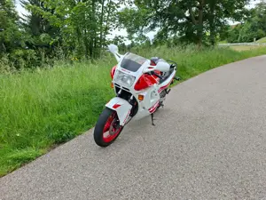 Honda CBR 500F Erstbesitz Bild 4