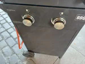 Gasgrill zu verkaufen Bild 3