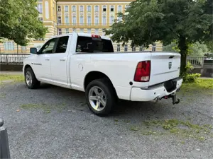 DODGE RAM 1500 5,7 HEMI Quad Vorsteuerabzug Bild 3