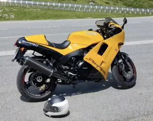 Triumph Daytona Super III   Liebhaberfahrzeug