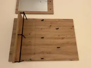 Garderobe und Spiegel Bild 3