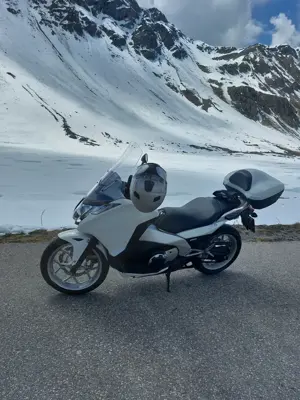 Honda Integra 700 ccm   54 Ps   Bj. 2012