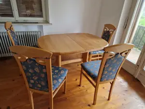 Sitzgruppe Tisch ausziehbar mit 6 Sessel