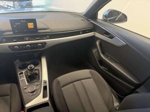 Audi A4 Bild 12