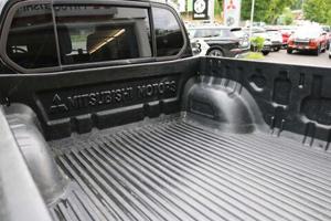 Mitsubishi L200 Bild 11