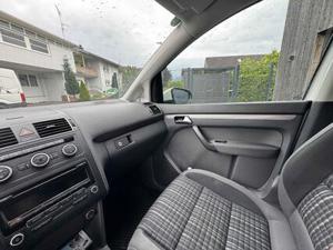 VW CrossTouran Bild 6