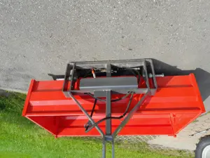 KRPAN Heckmulde für Traktor Bild 3
