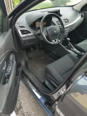 Renault Megane neu vorgeführt bei Renault Haus Bild 4