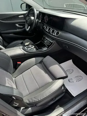 Mercedes E220 Automatik Bild 10