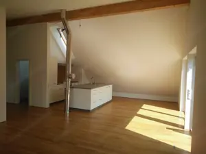 4 Zimmer 105m  Penthouse Wohnung 