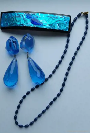 Schmuck zu verschenken  Bild 3