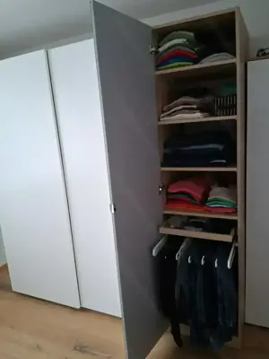 Kleiderschrank 200x60x250