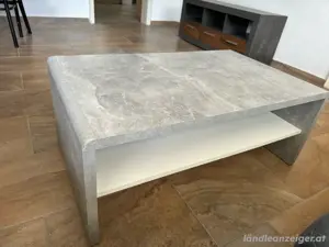 Wohnzimmertisch zu verkaufen   modern und gepflegt Bild 2
