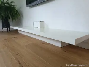 TV Möbel |  stabile TV-Bank