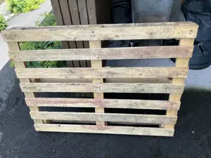 Holzpalette zu verschenken 
