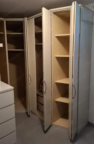 Falttüreneckschrank, Esche weiss mit Schubkasteneinsatz Bild 2