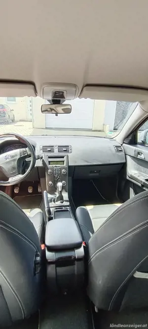 Volvo v50 R Line Bild 2