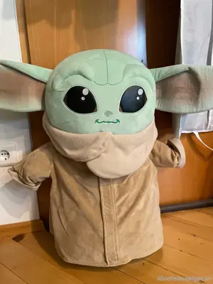 Baby Yoda Stofftier 66cm Bild 3