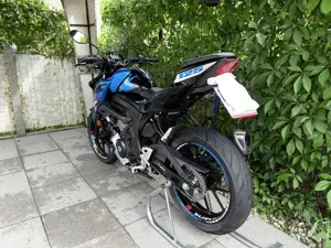 Suzuki GSX Suzuki GSX-S 125 Naked Bike Bild 2