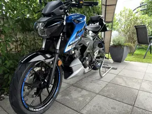 Suzuki GSX Suzuki GSX-S 125 Naked Bike Bild 4