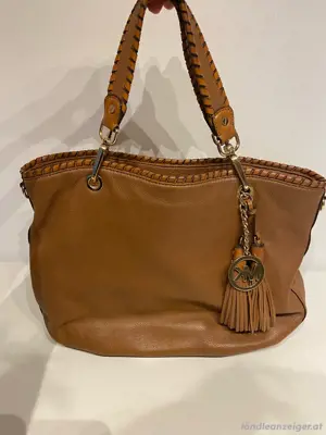 Michael Korse Tasche Bild 4