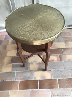 Retro Tisch