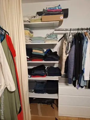 Kleiderschrank  Bild 4