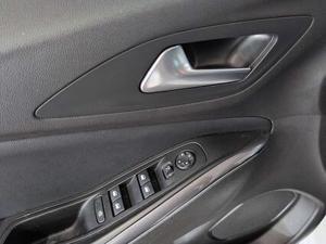 Opel Grandland Bild 12
