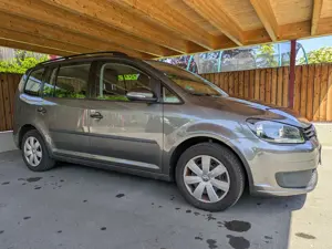   VW Touran Trend  1.2TSI   BJ2015  122tkm  7-Sitzer   AHK 