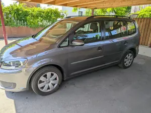   VW Touran Trend  1.2TSI   BJ2015  122tkm  7-Sitzer   AHK  Bild 3