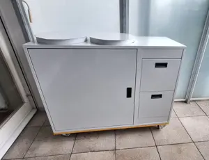 Verkaufe Müllstation aus Metall pulverbeschichtet. Bild 2