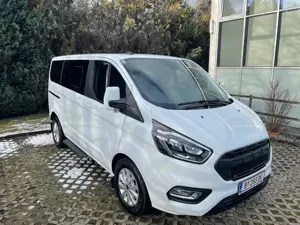Ford Tourneo Hybrid Titanium Bild 4