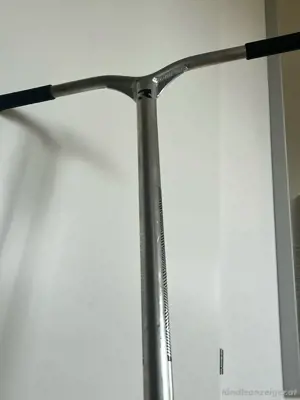 Marken Scooter Root & Striker