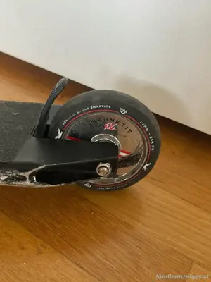 Marken Scooter Root & Striker Bild 4
