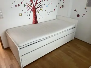 Ikea Jugendbett mit Unterbett und Stauraum Bild 2