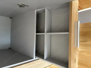 Kleiderkasten zu verkaufen Bild 3