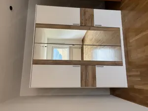 Kleiderkasten zu verkaufen