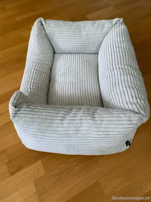 Hunde-Katzenbett Bild 2